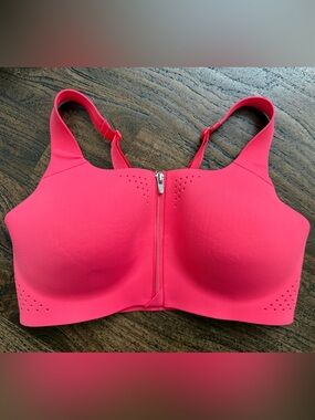 Victorias Secret Featherweight MAX Sports bra